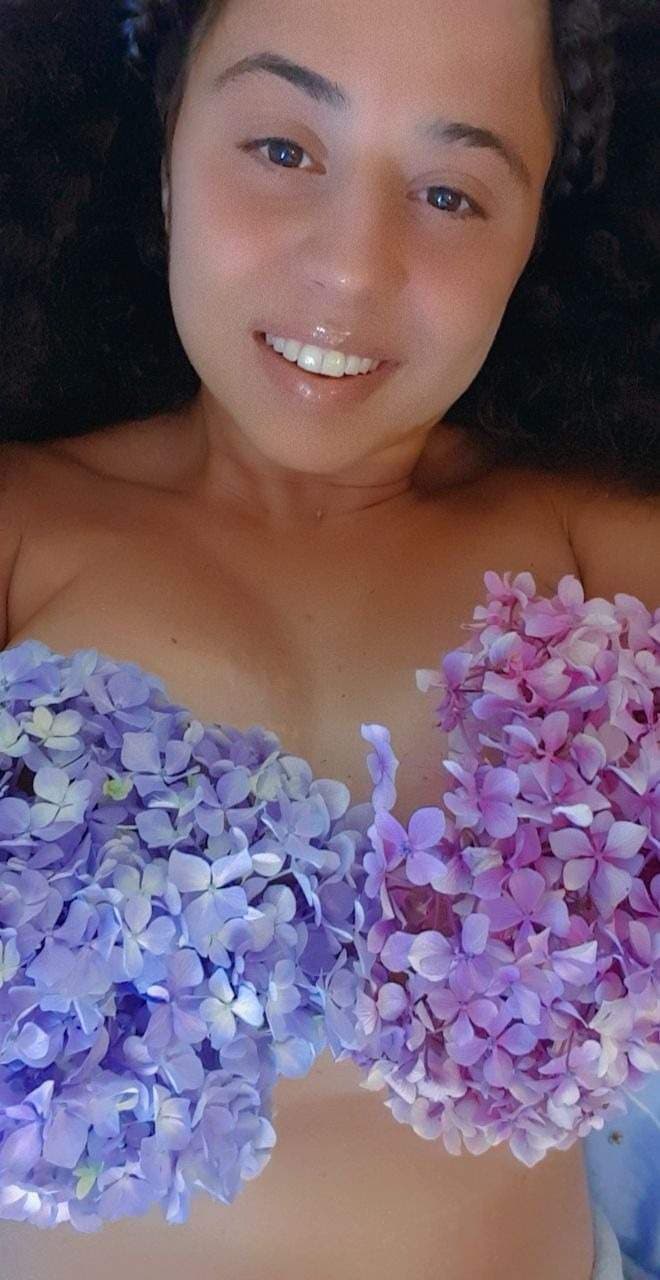 Bella
