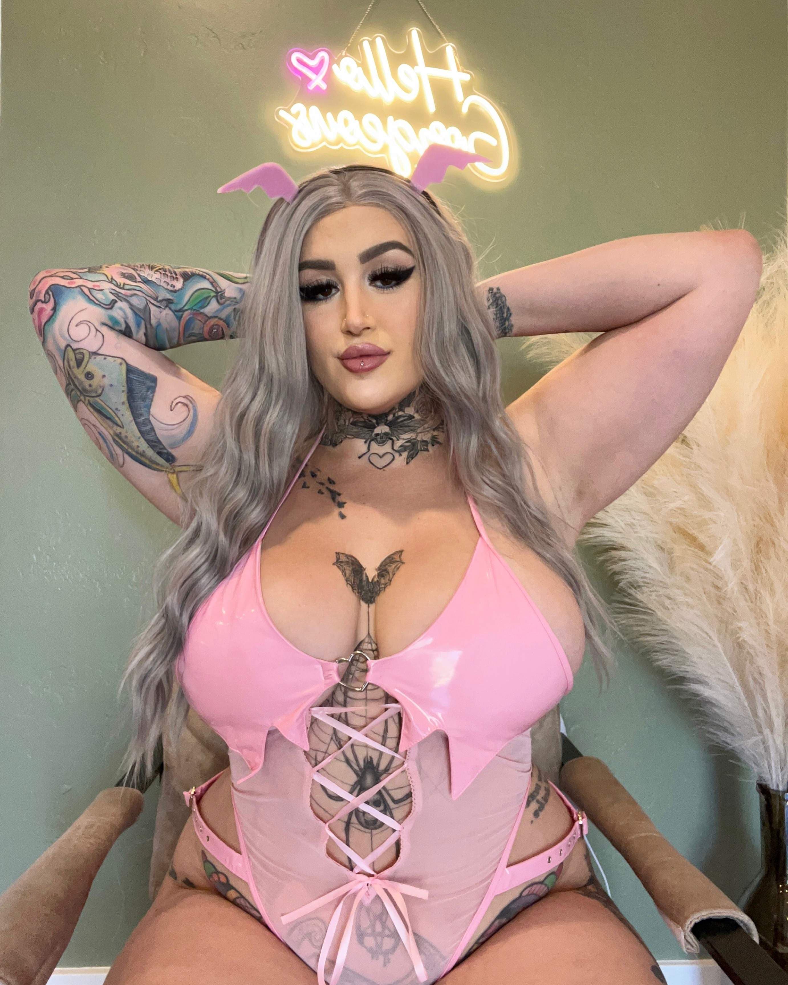 GOTH PAWG GF 💙🖤