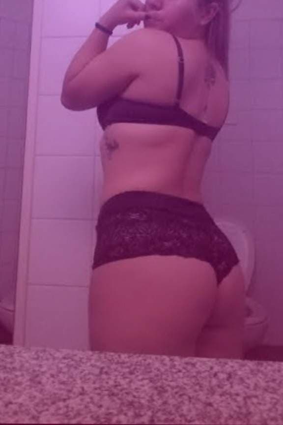 Mia💜