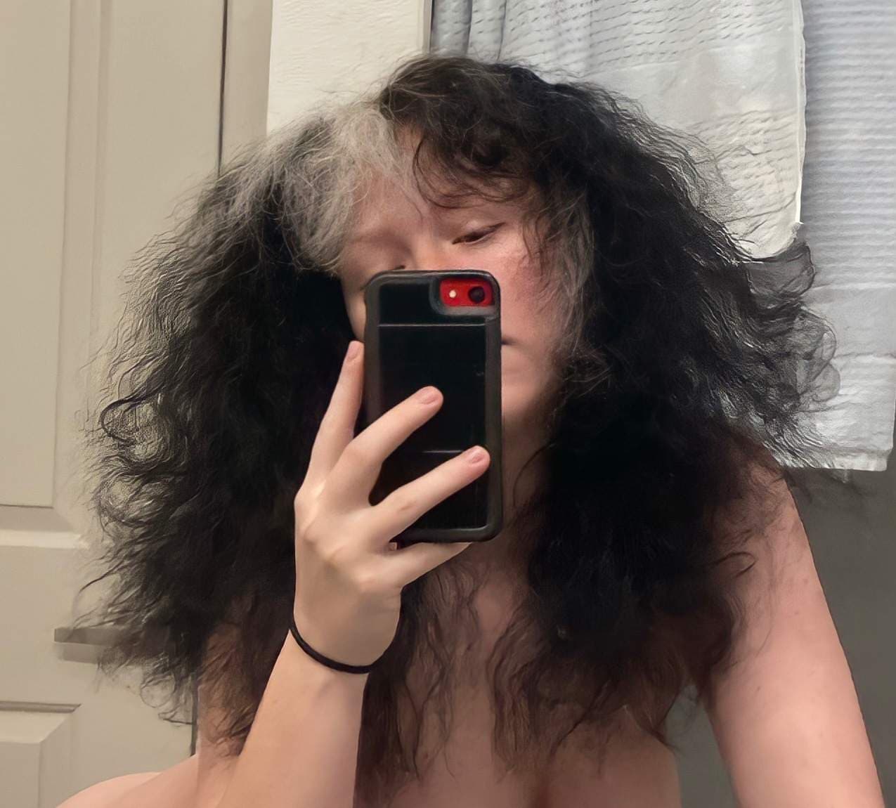𝒜𝓁𝒾𝒸𝒾𝒶