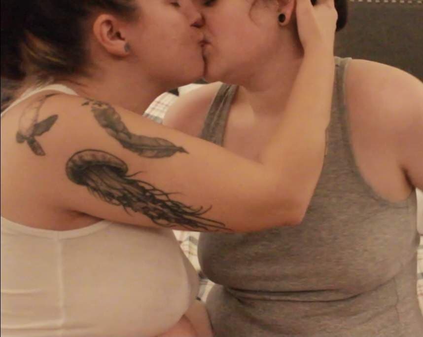 LESBIAN COUPLE 🏳️‍🌈