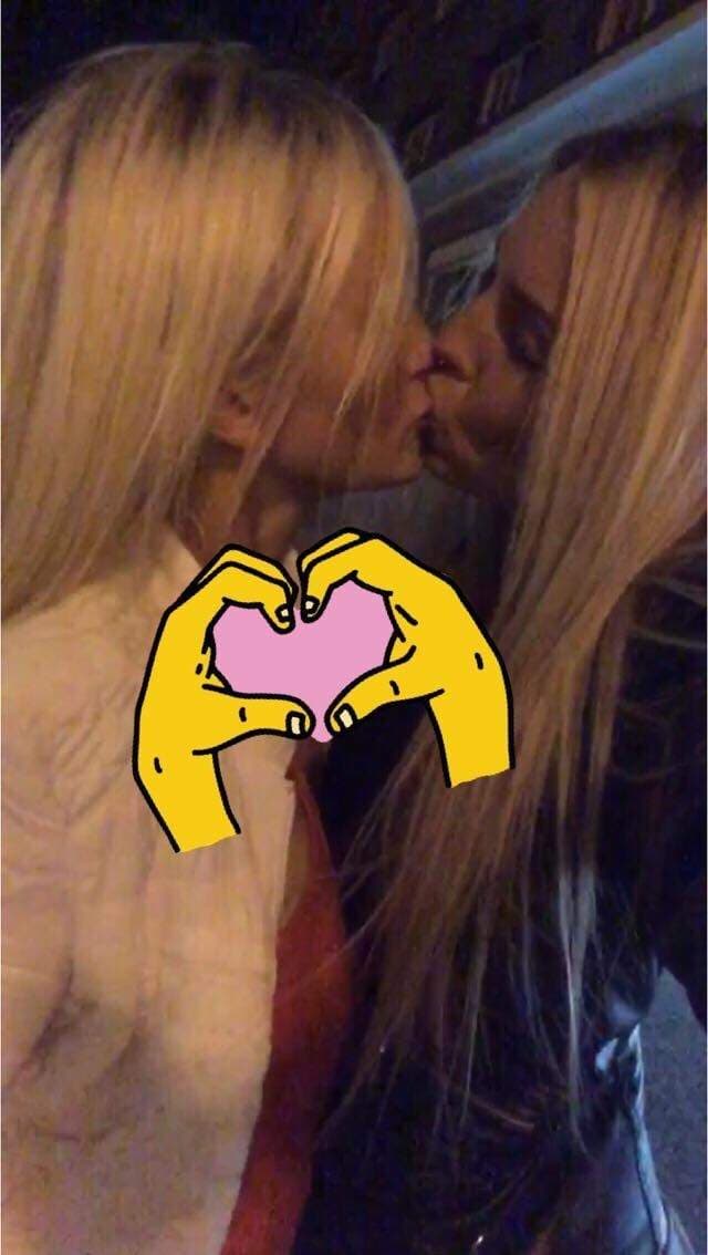 CzechVannyGirls