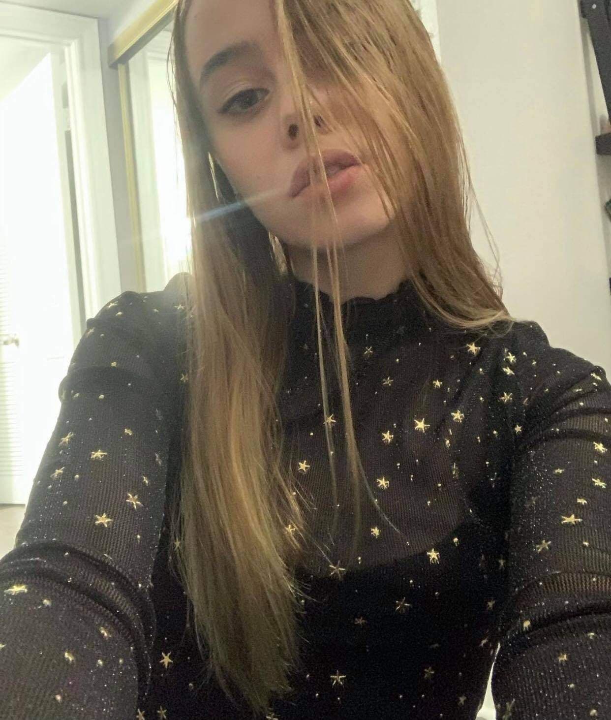 SarahFeetPics12