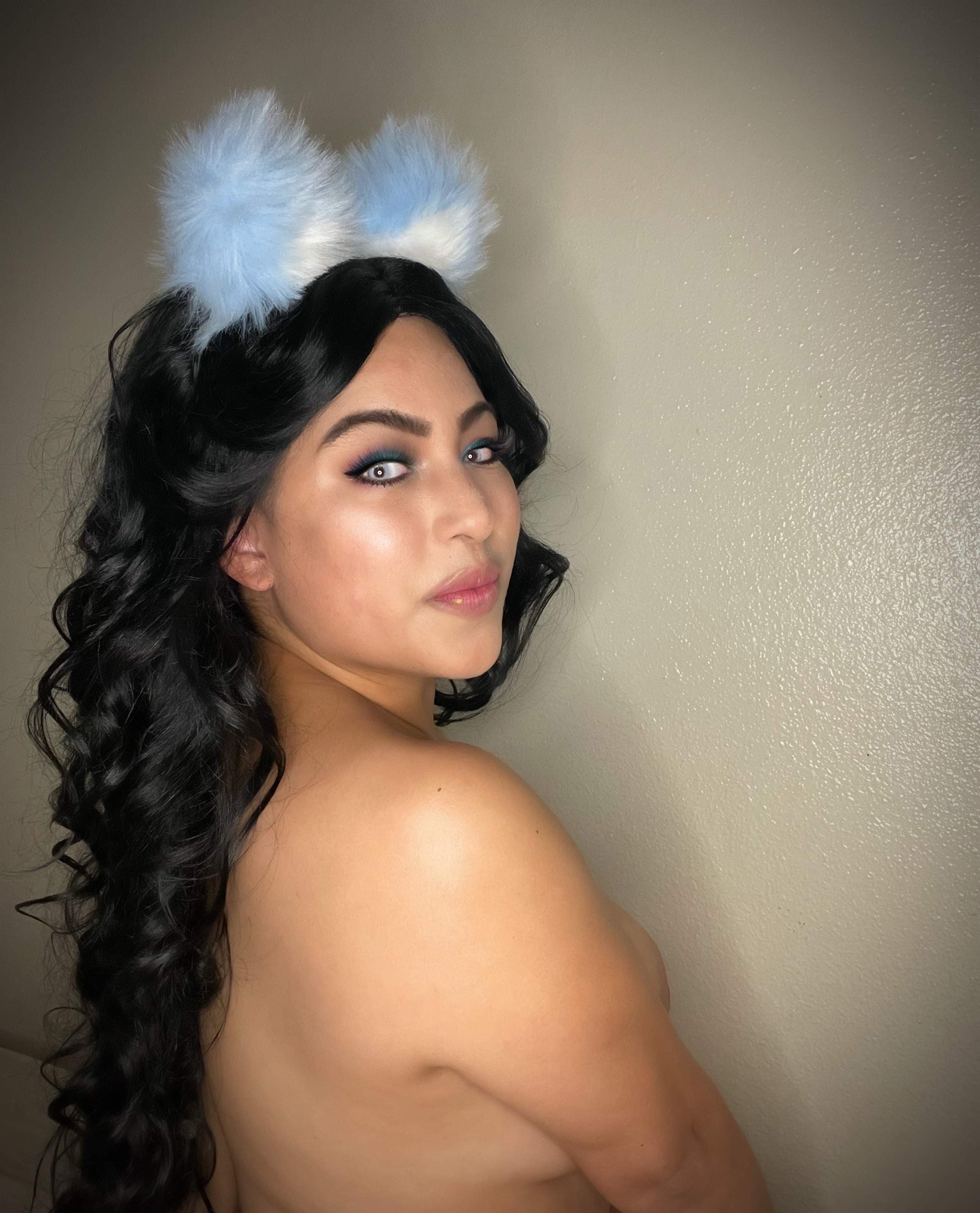 sensuous kitty