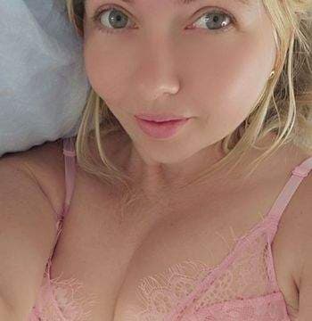 ABBIE - online 💕