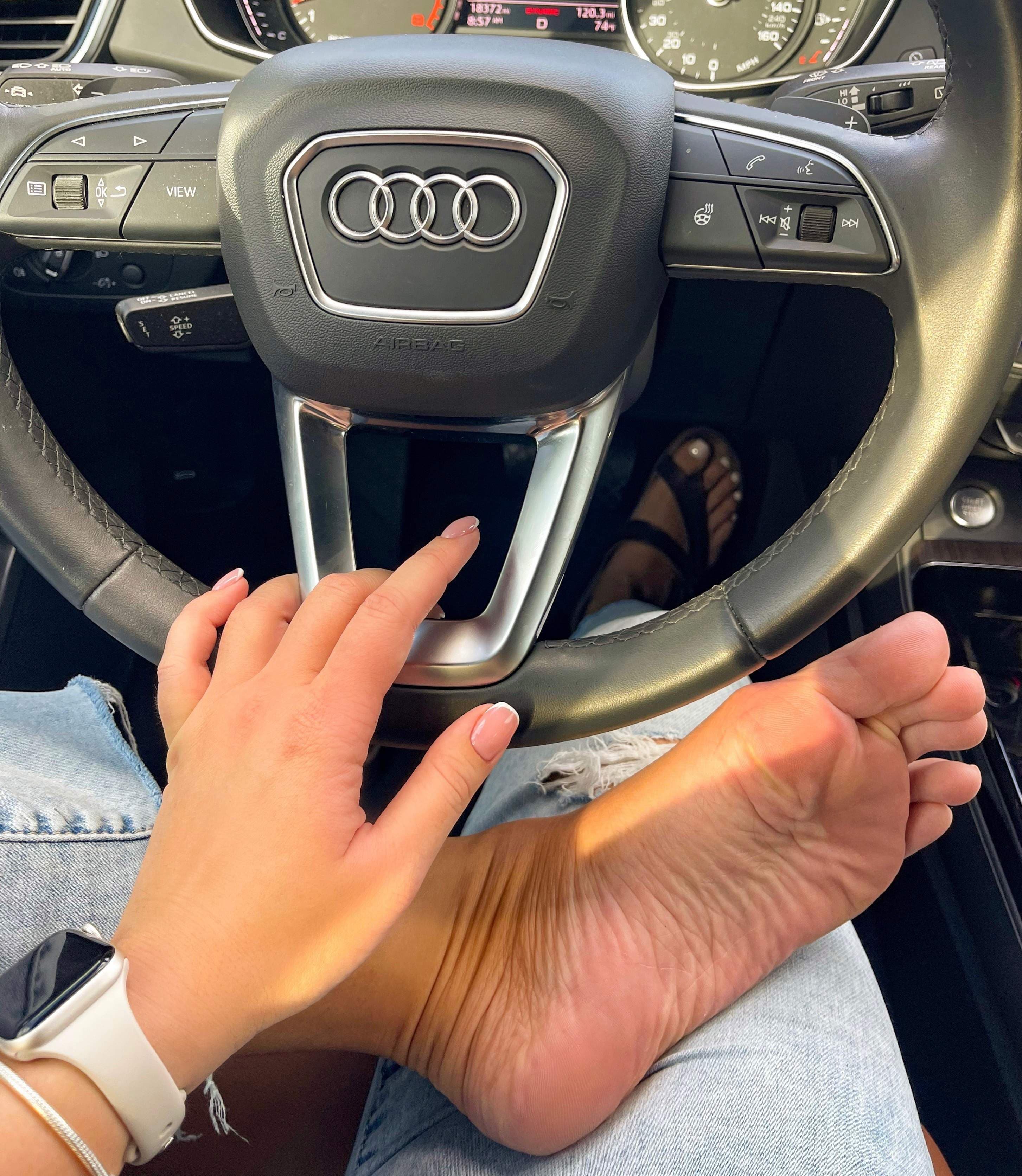 Feet Goddess