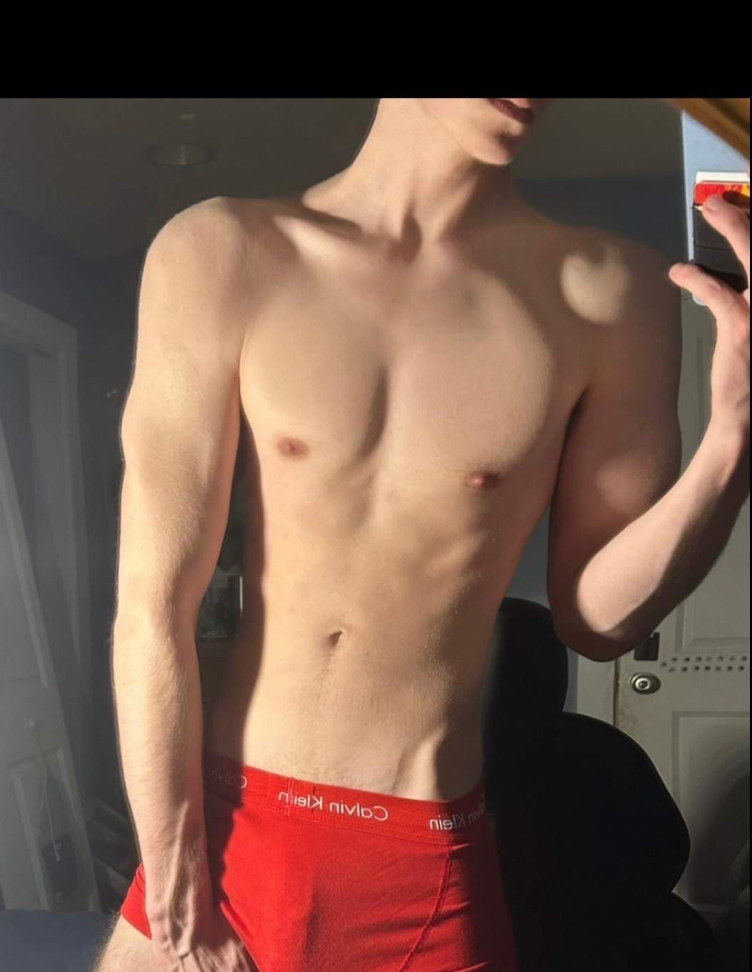 Tate • 9 inches 🍆