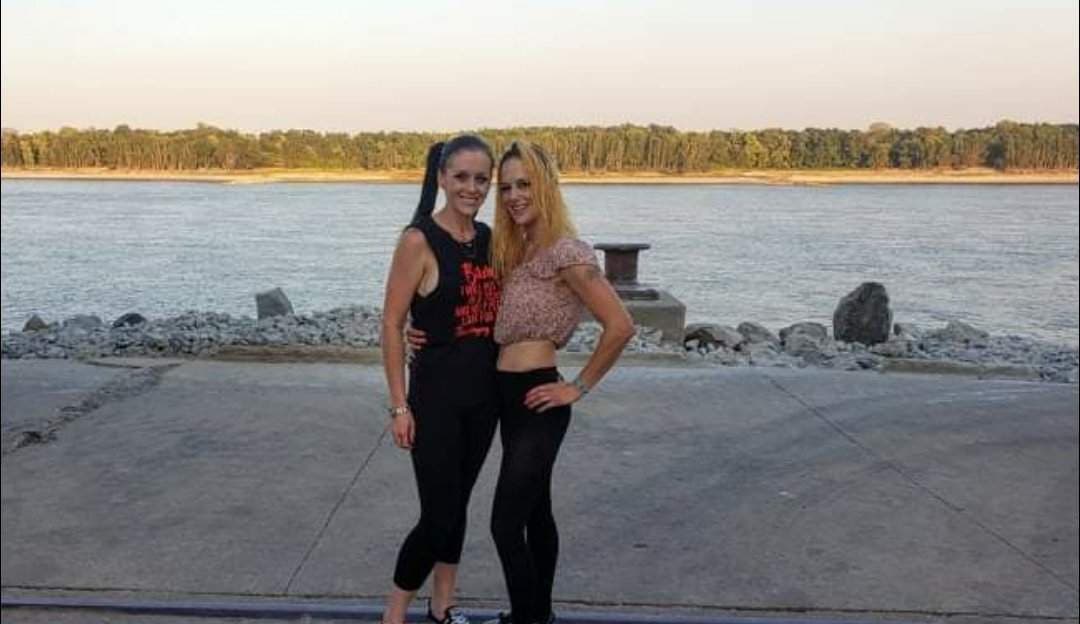 Kelly /Renee