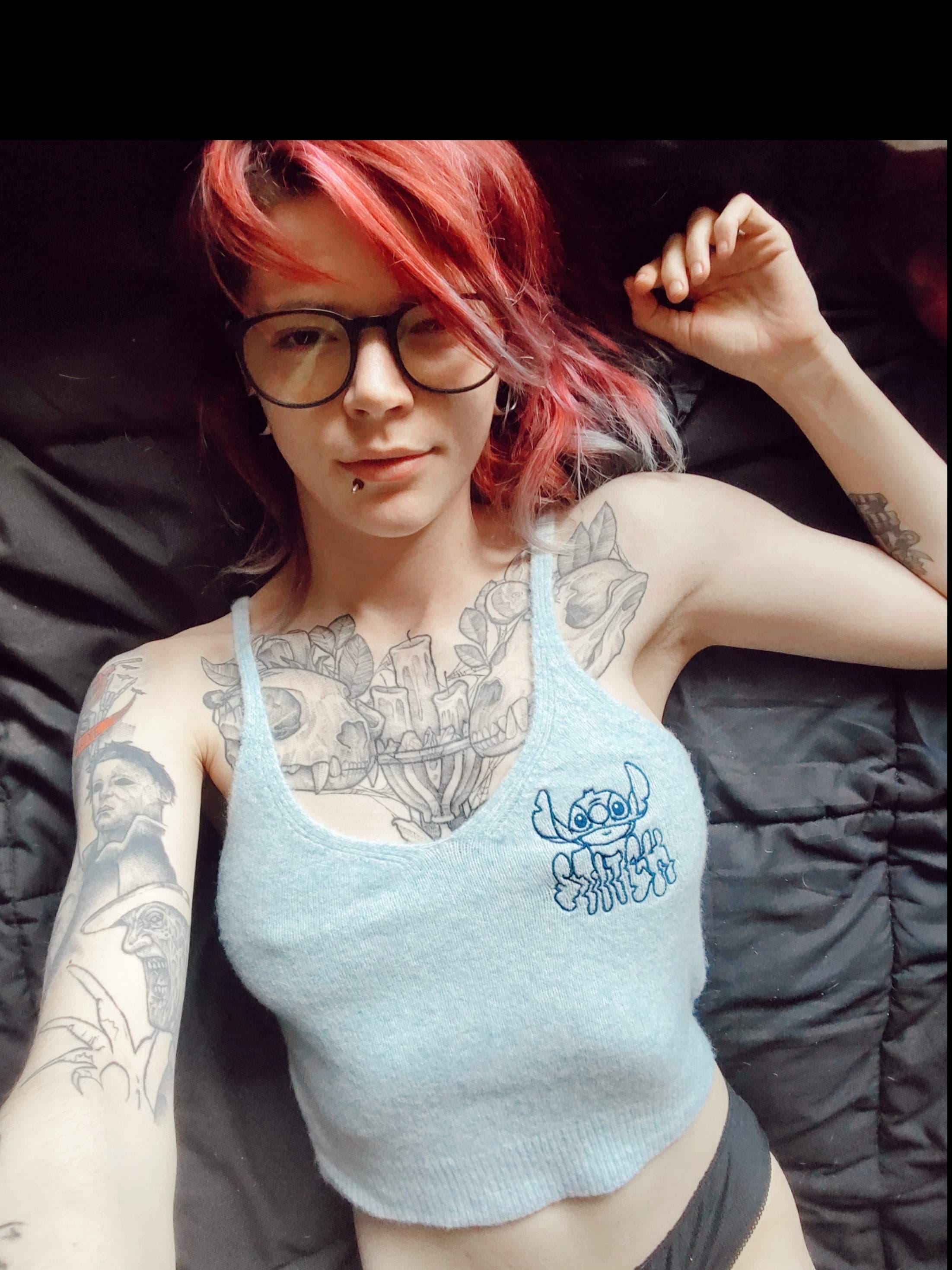 April 🕷️ Addams🍒