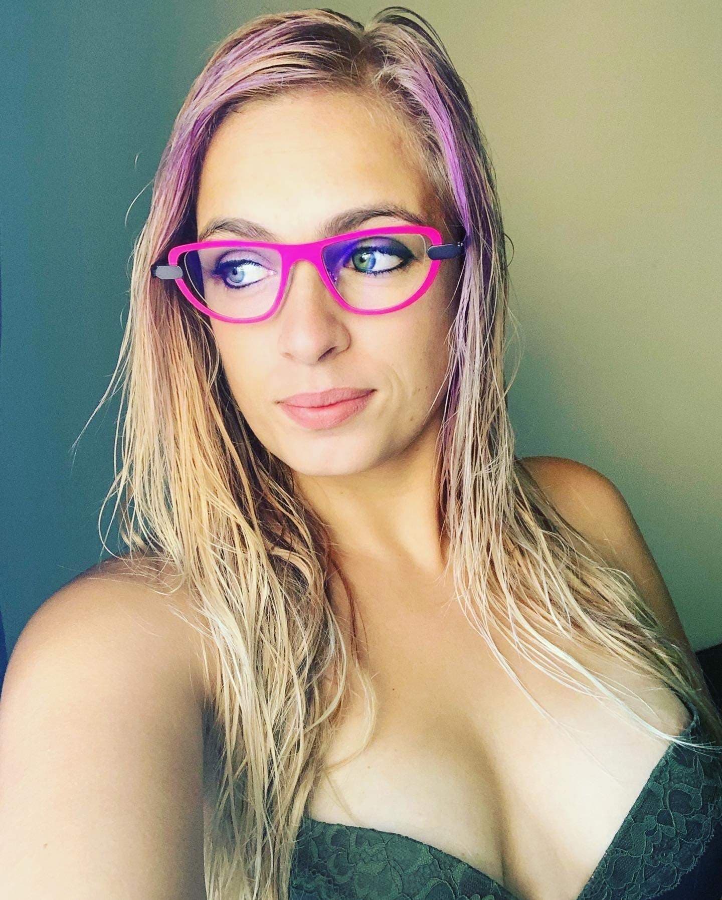 Naughtynikki611