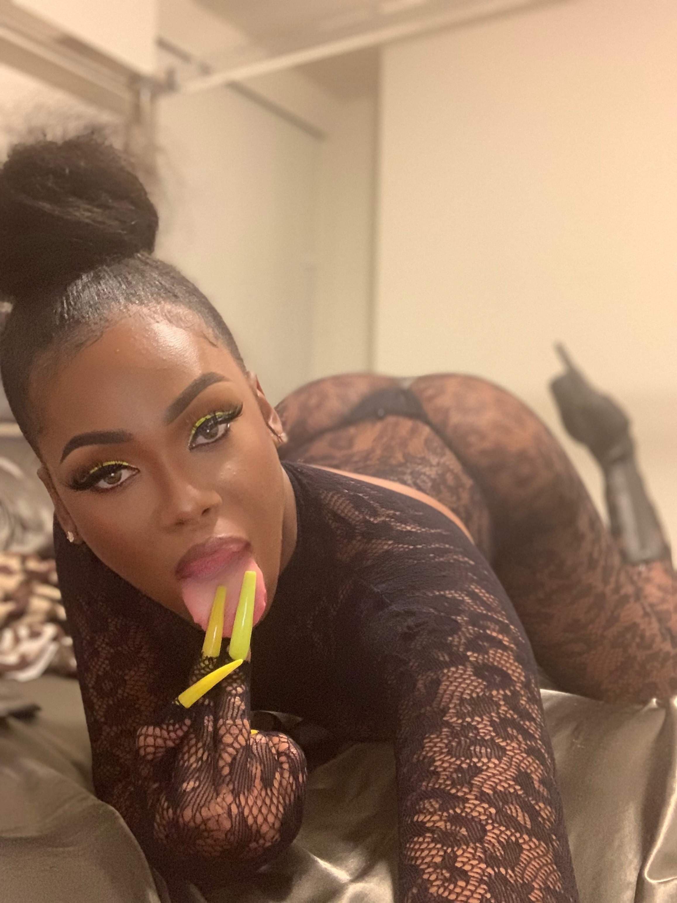 dbigbootybarbie