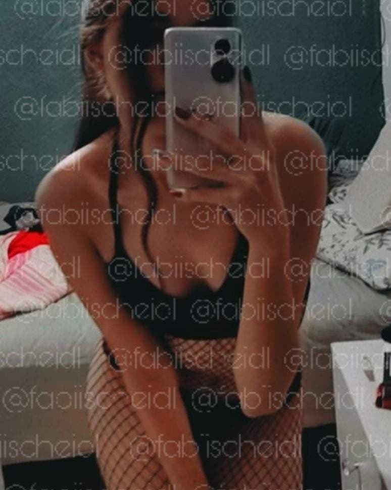 Una menona en onlyfans😋