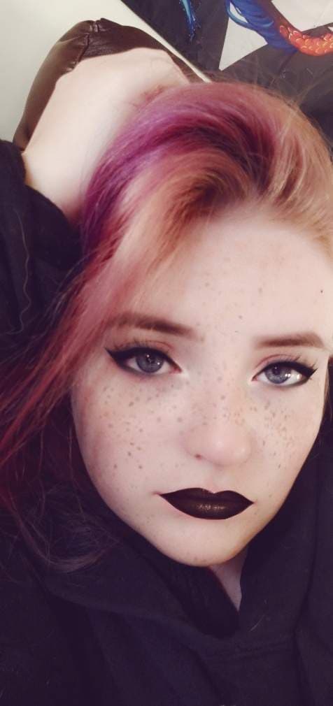 Demoness