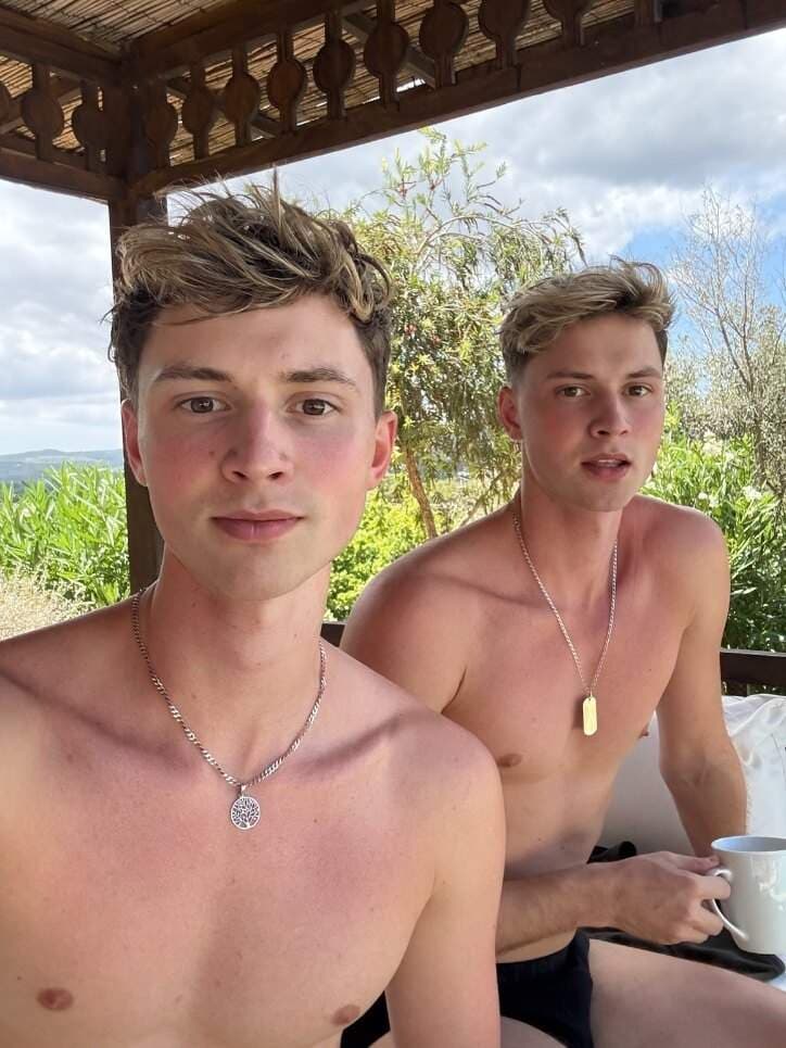 Czechgaytwins 0.08%