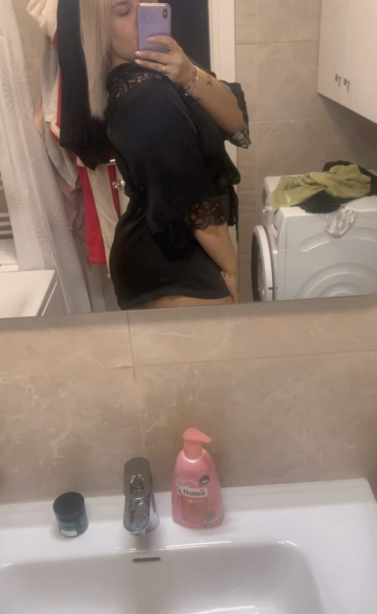 Lauren More