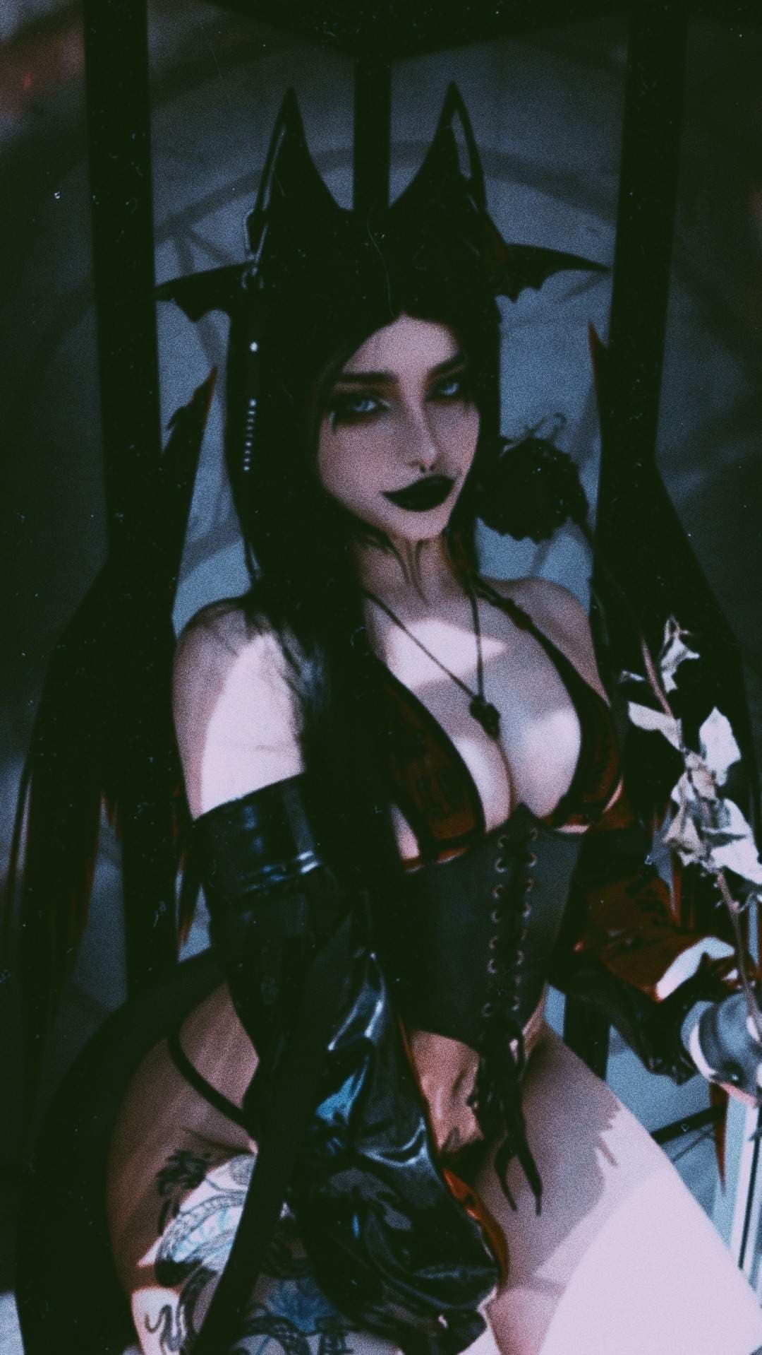the weird gothic kid