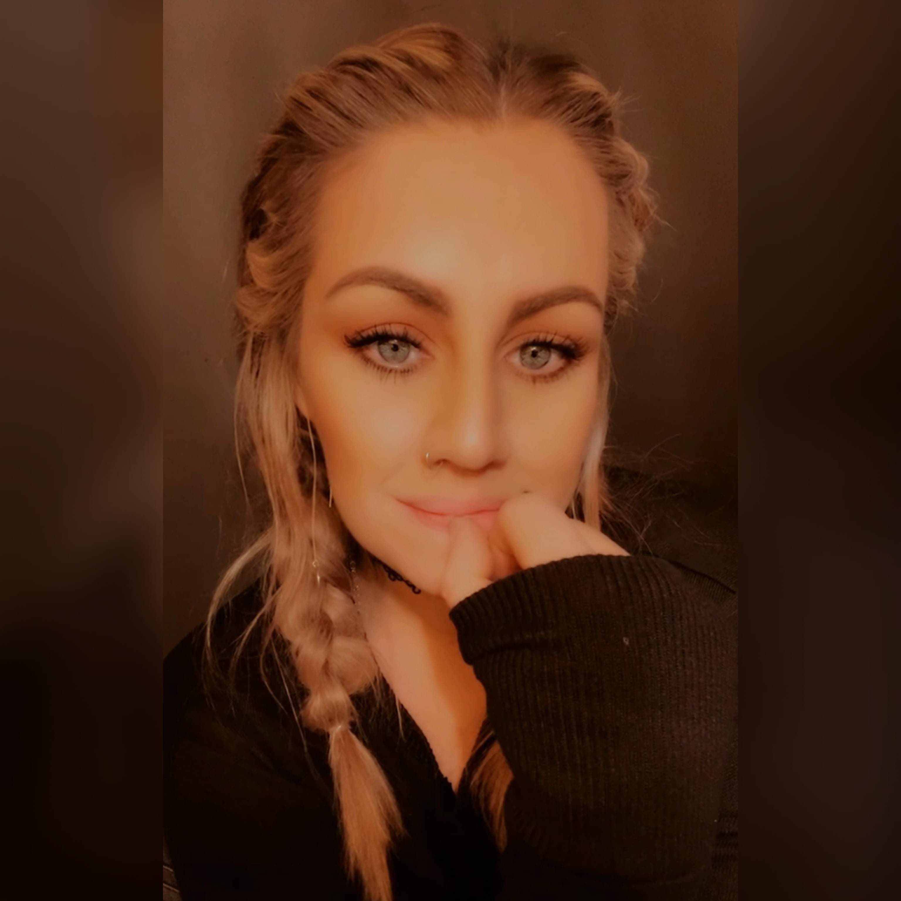 Lilwhittychic