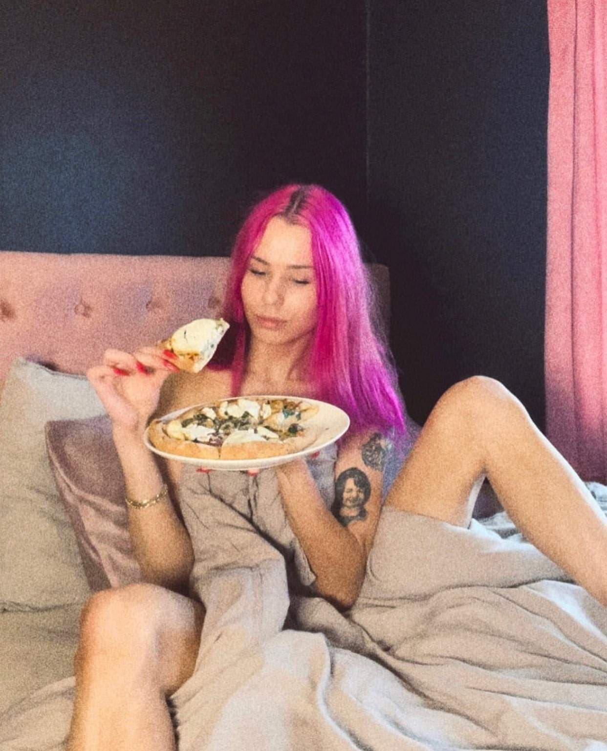 Ollie👾✨🦧 (19)