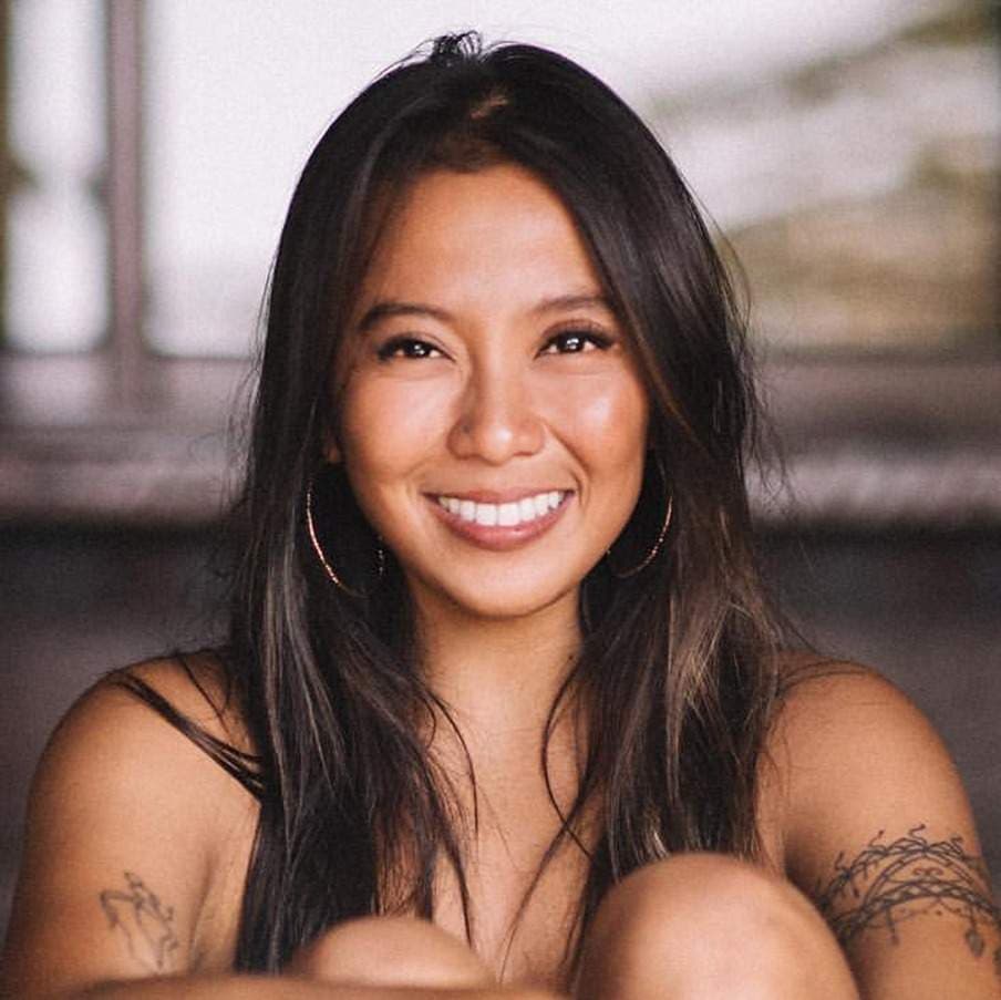 **Super Asian Babe Surfer Bae** 🏄🏼