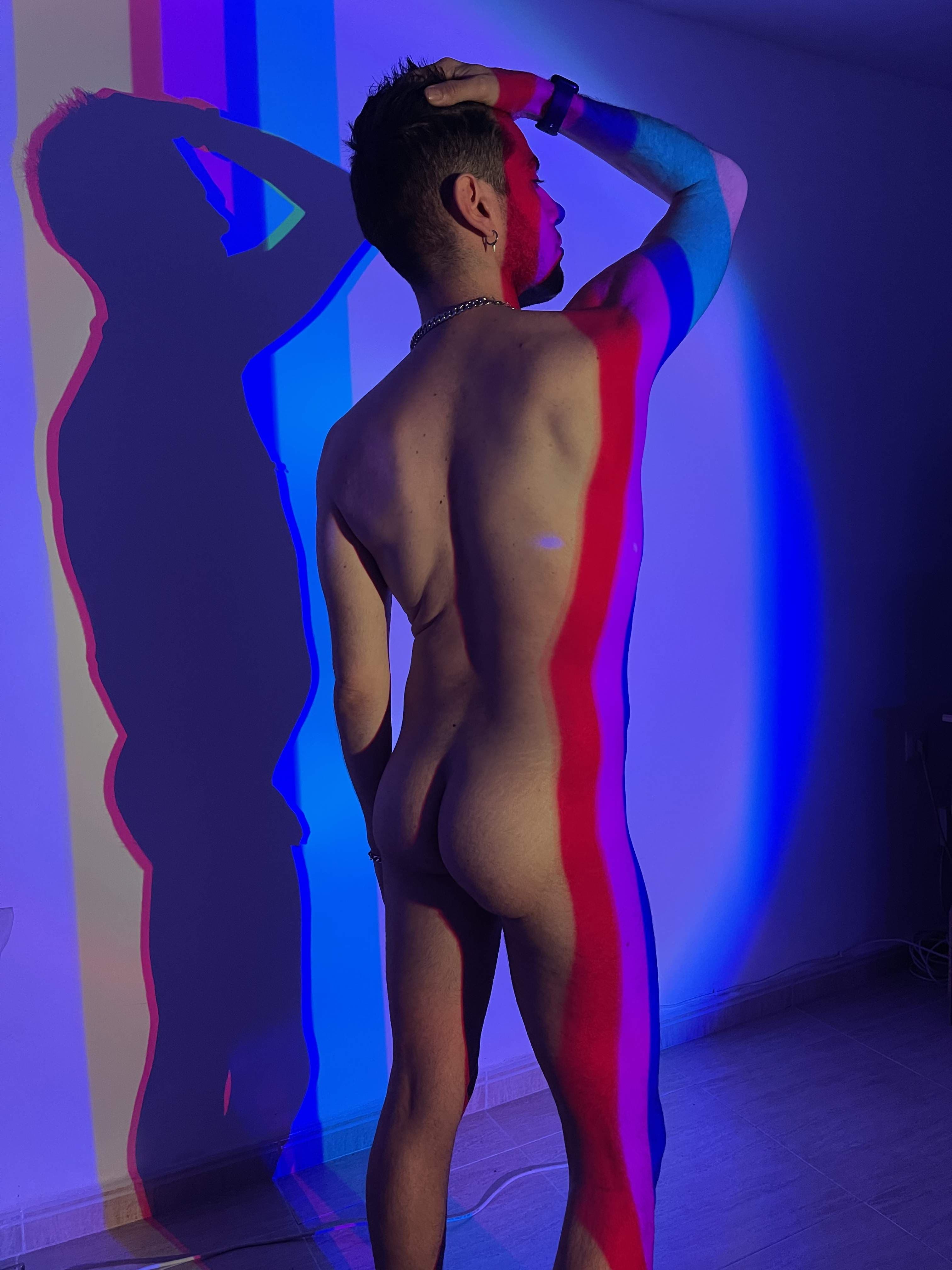 ChrisCoyoteXXX