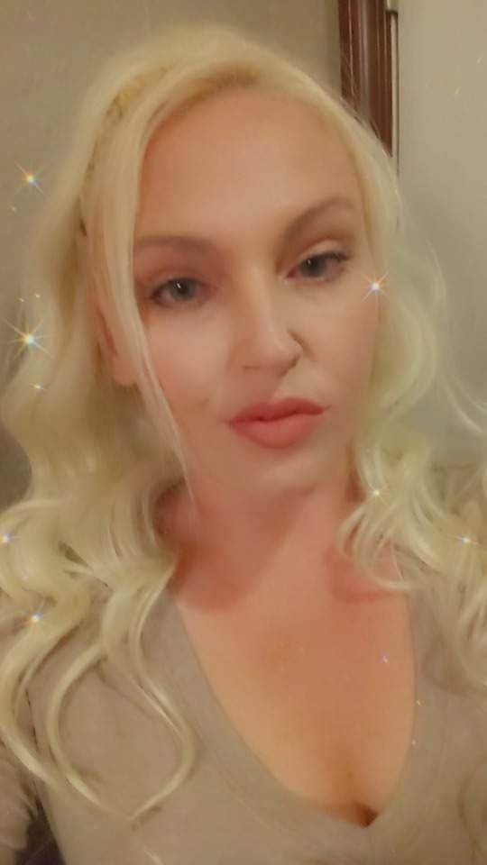 Queen Barbie USA