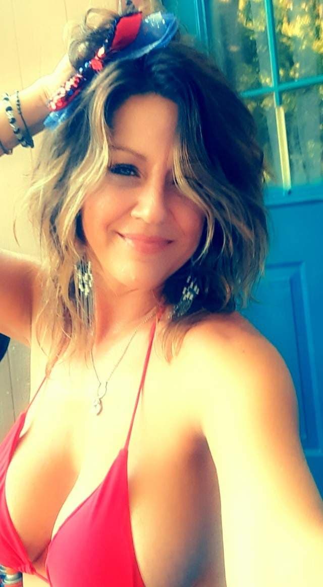 Cherry Bomb 🍒 💣 (Christie)