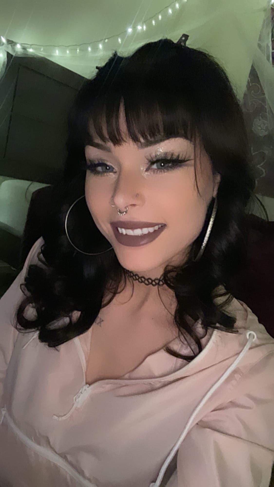 Your virtual gf👸🏻