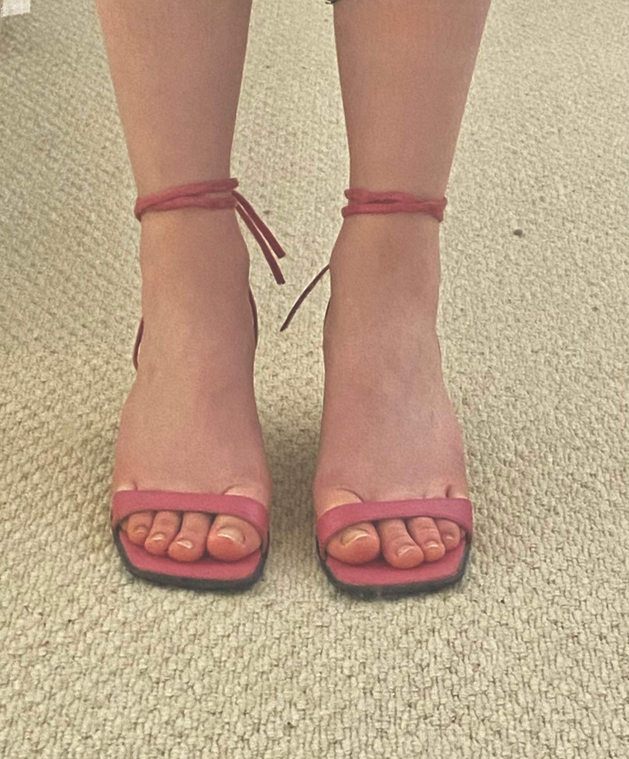 Feet Pics 🦶