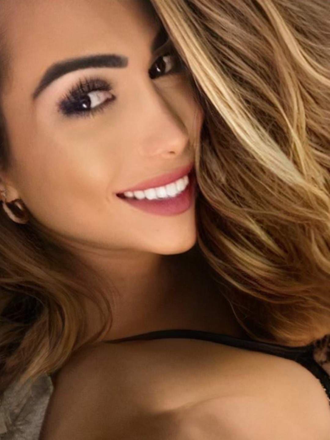 Nina La Vera