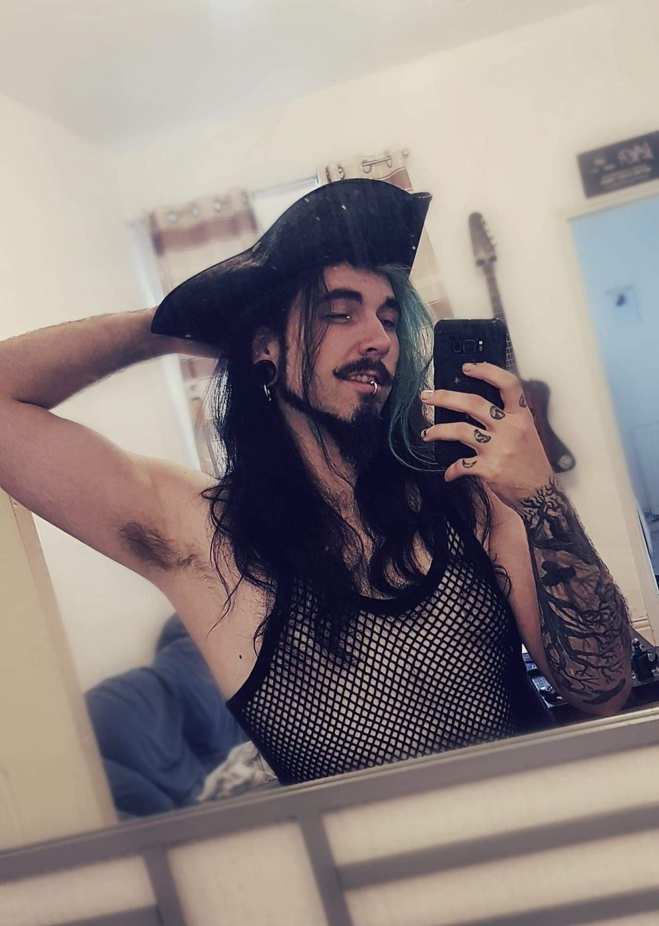 Ashton Krieger