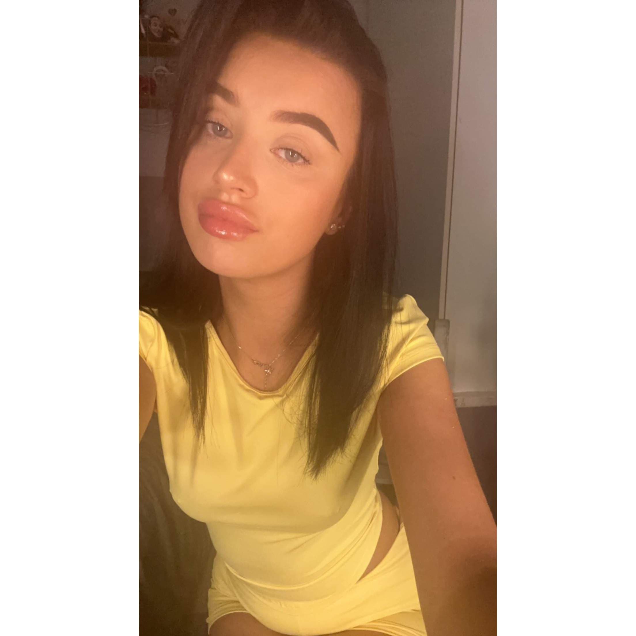 ✿ 𝒟𝒶𝒾𝓏𝓎 ✿
