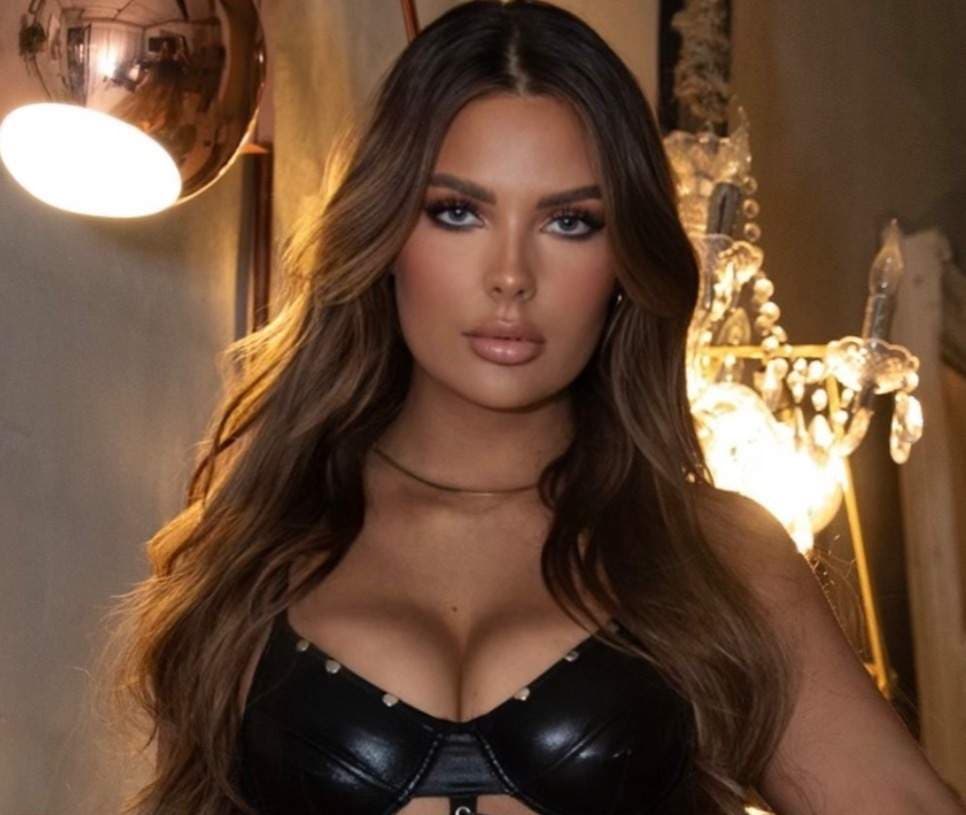 SARAH, VIP
