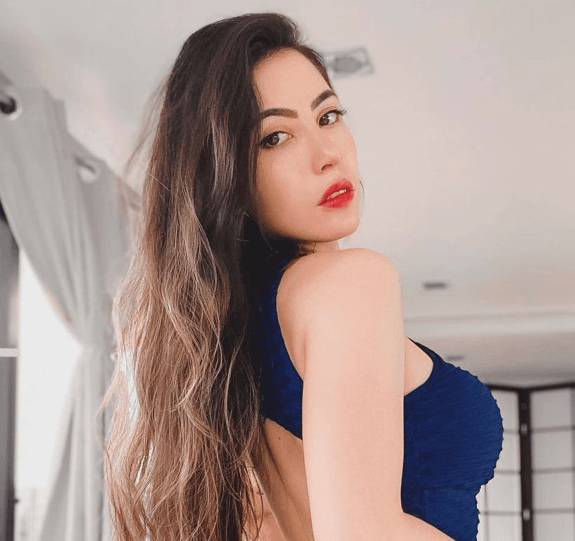 Danielle Vedovelli 🌸