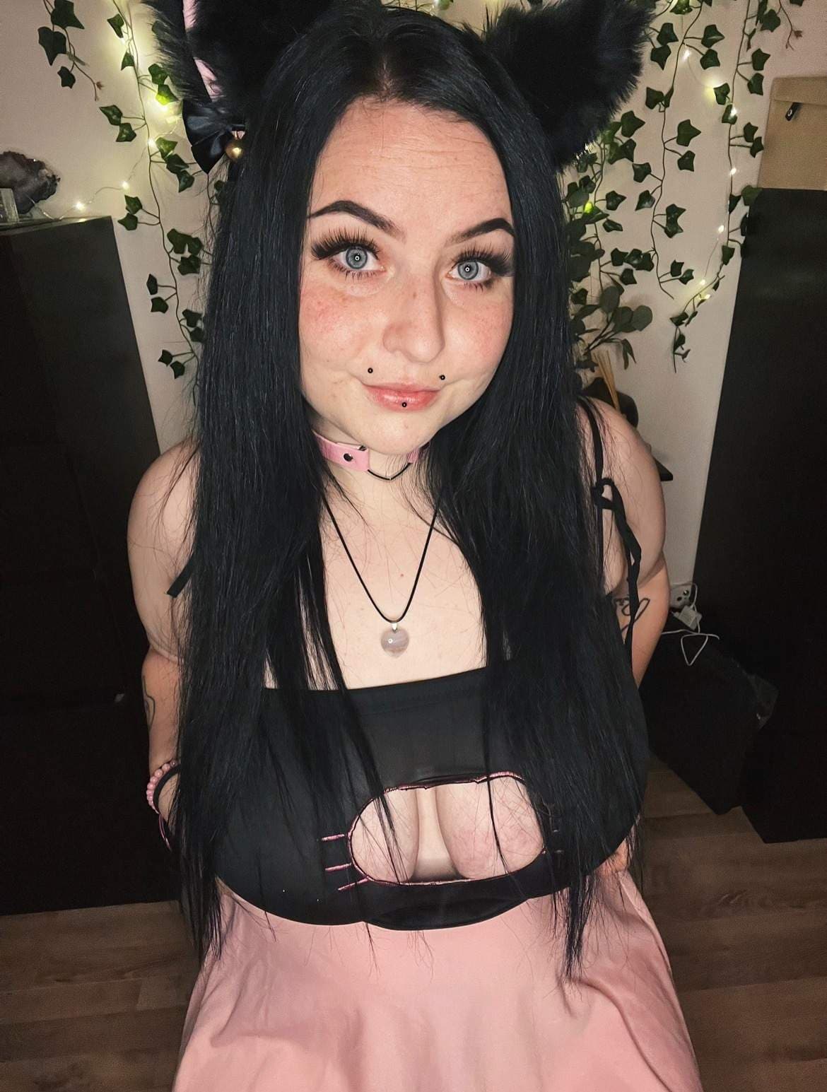❄️ your german gf ❄️