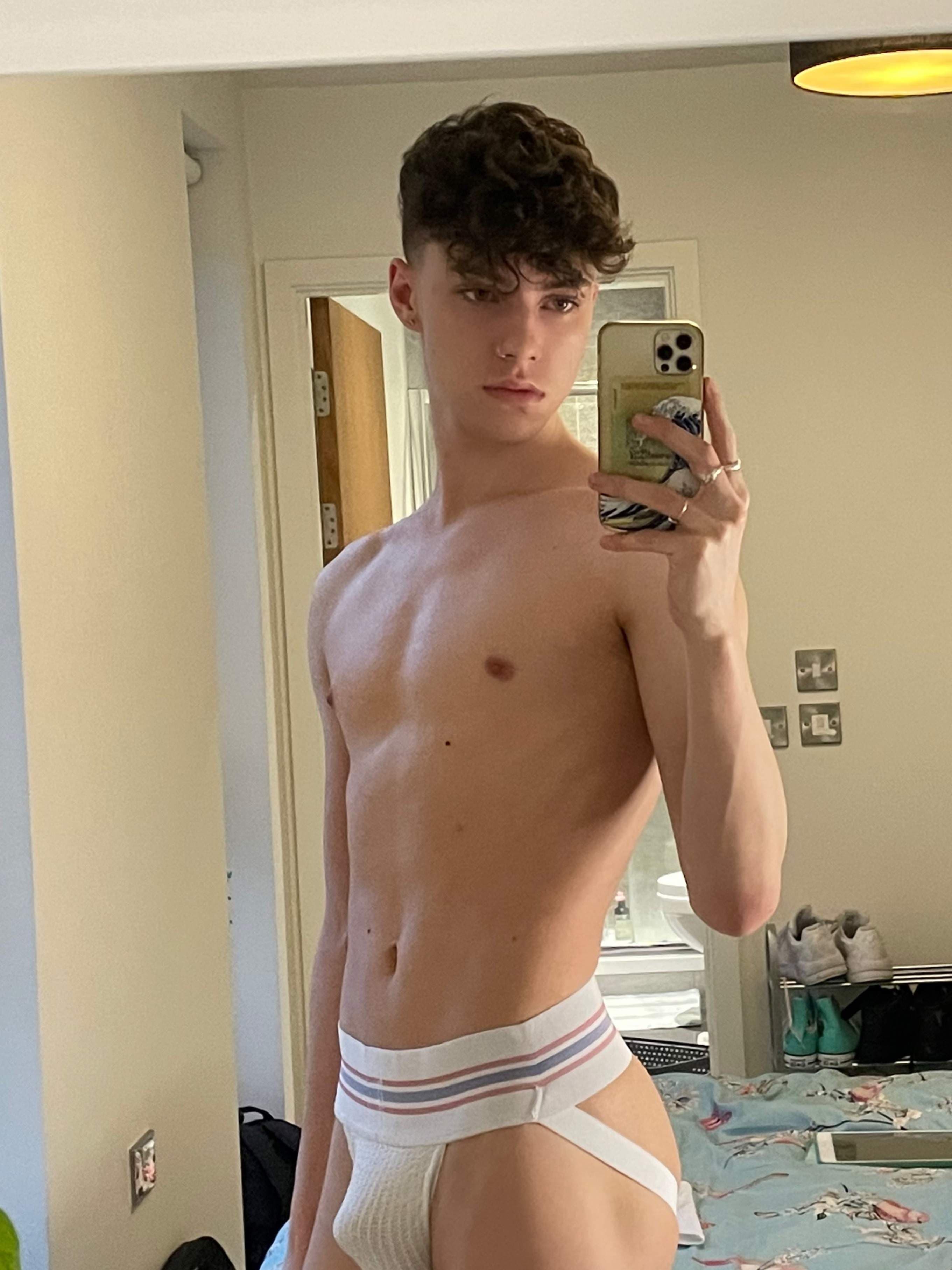 Angelic Boyo 😇