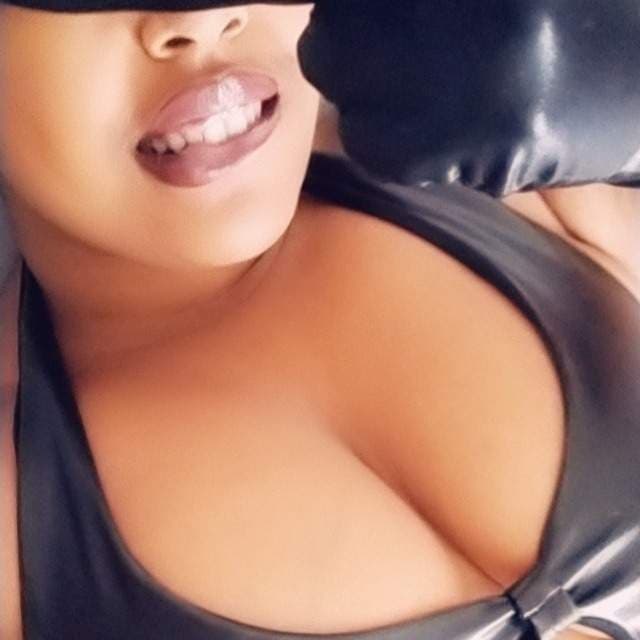 😈 YOUR EBONY GIRLFRIEND 😈