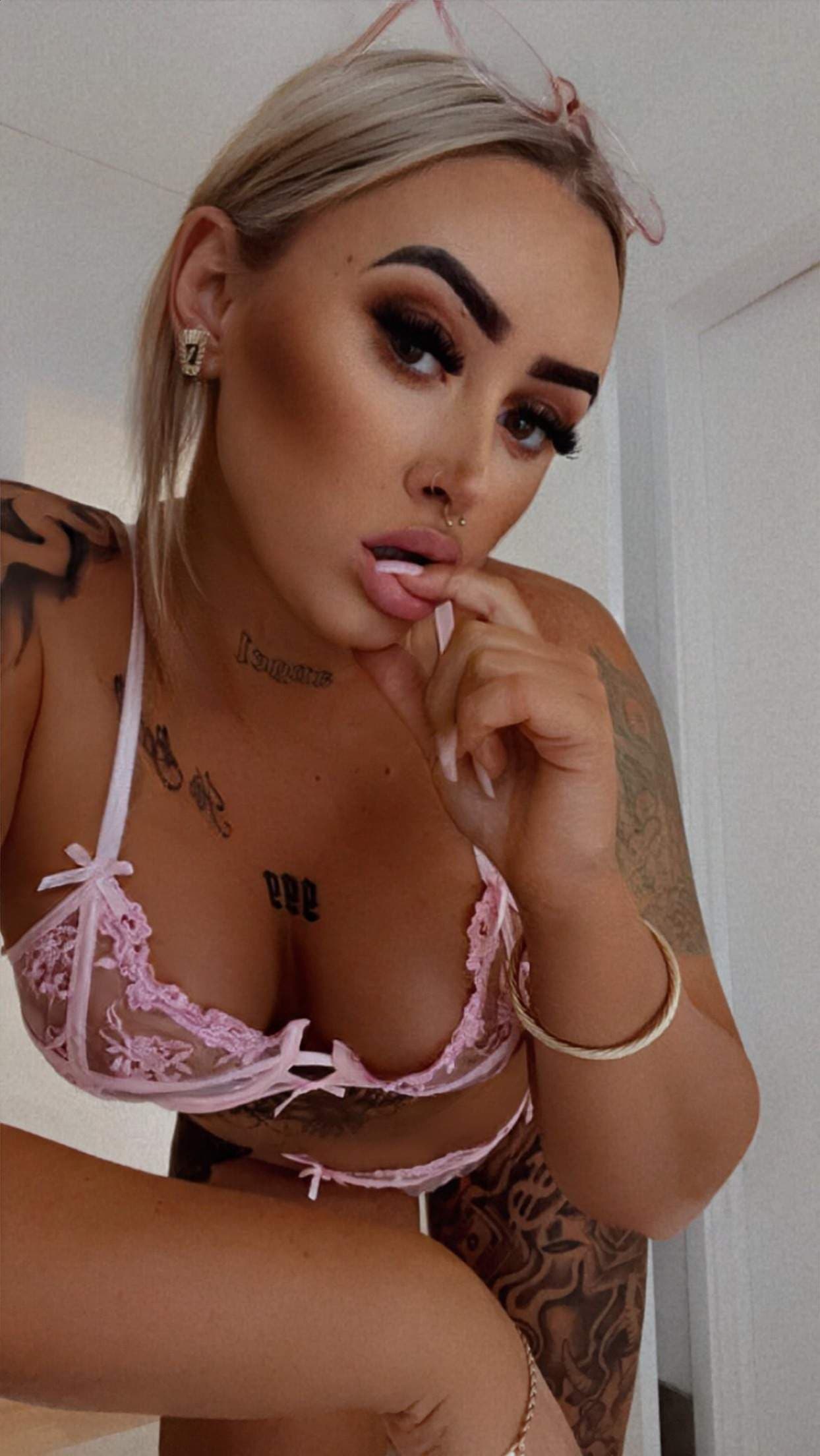Miss L