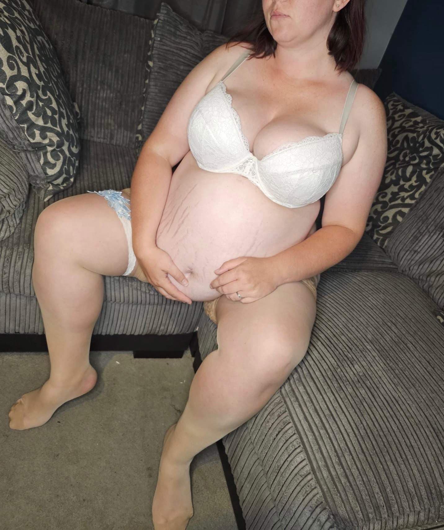 😈PREGNANT😈 Mystery Love_Den