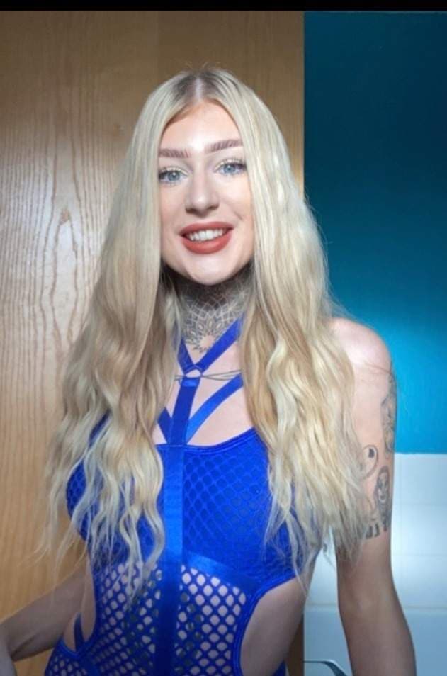 Mia-Mae👅