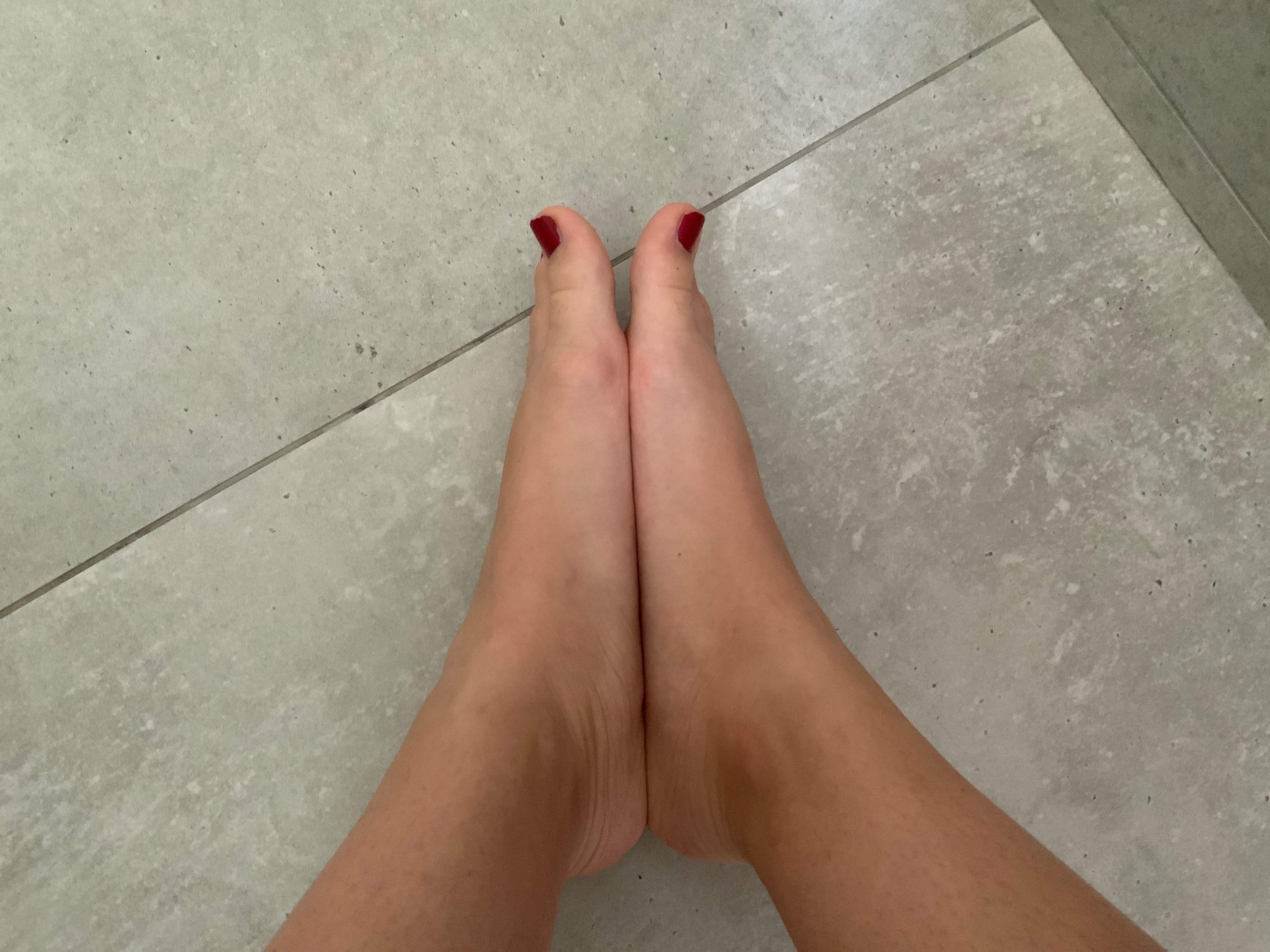 Flat Feet jeez