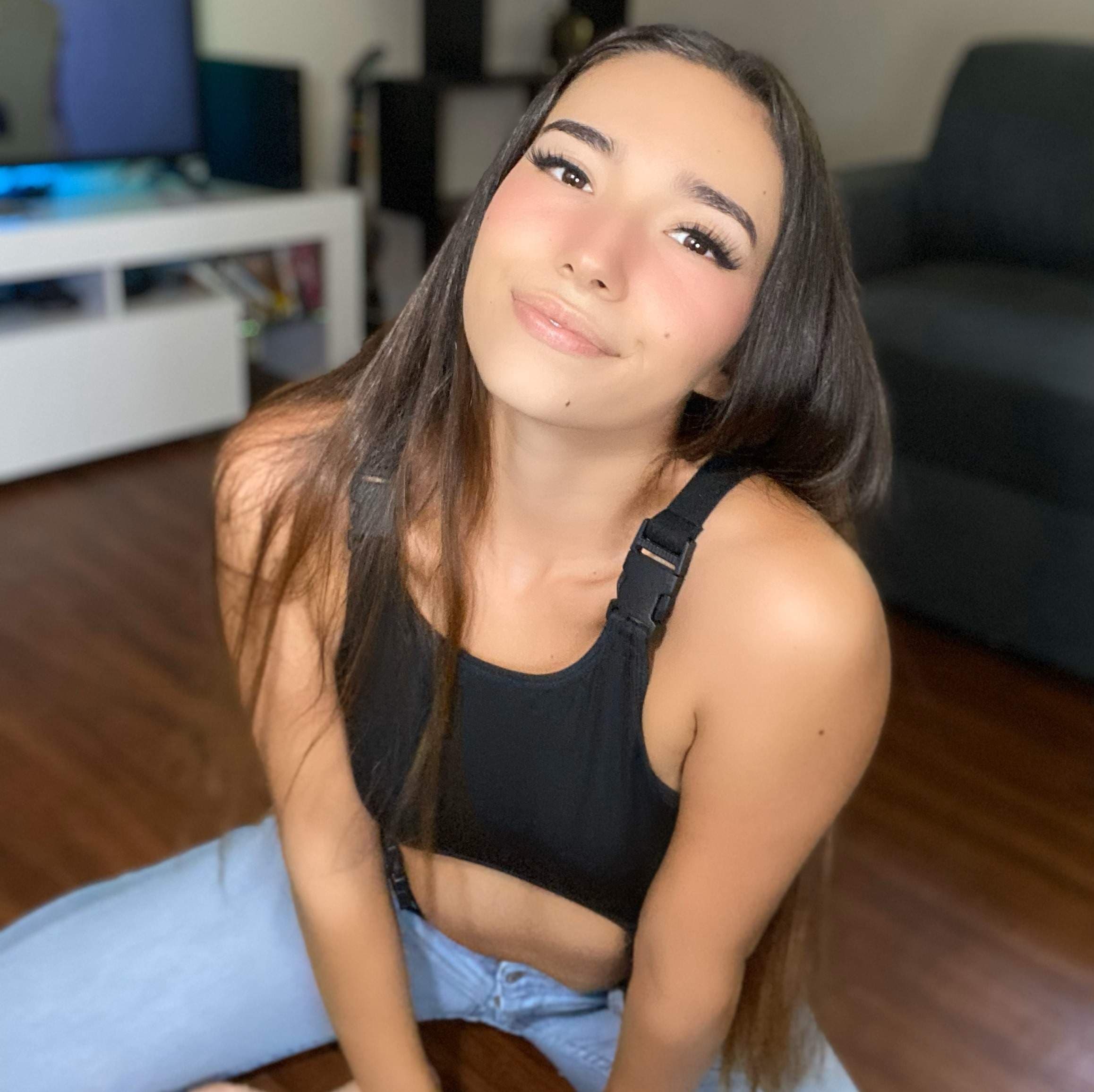 Sam 💖 RATED #1 FREE ON OF