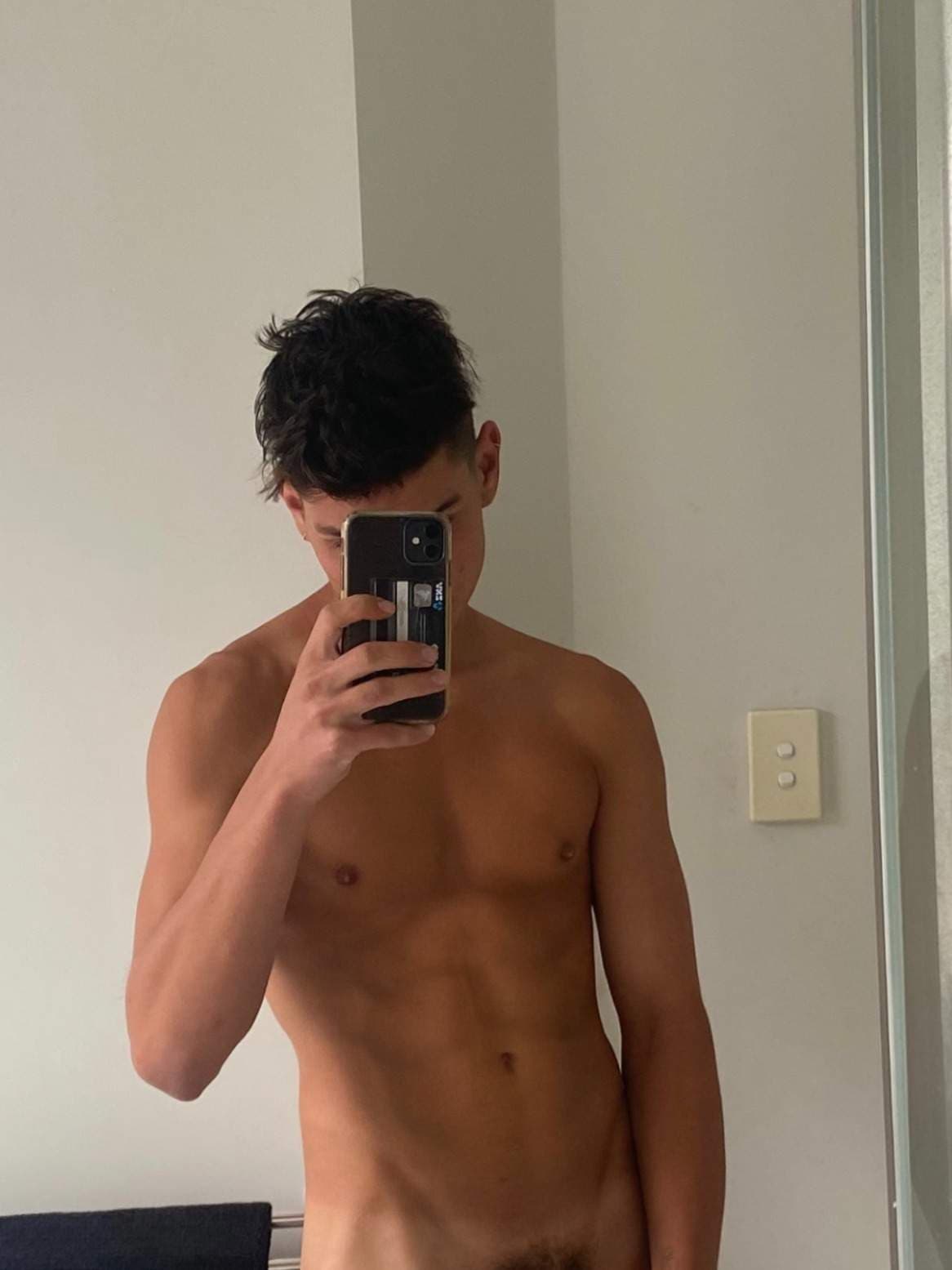 Hugo Alvarez