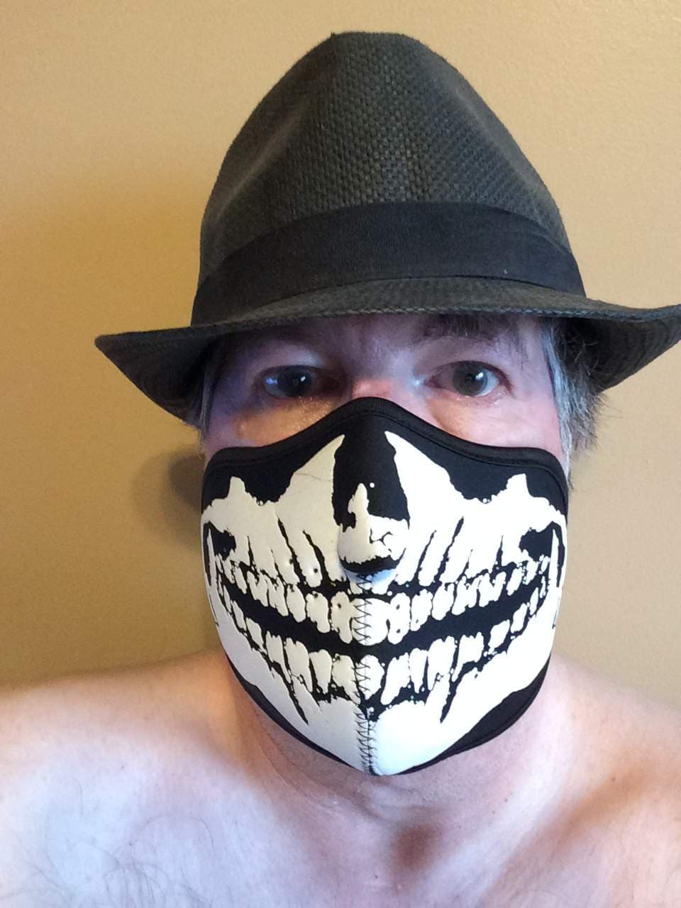Mr_South - Carpe Noctem