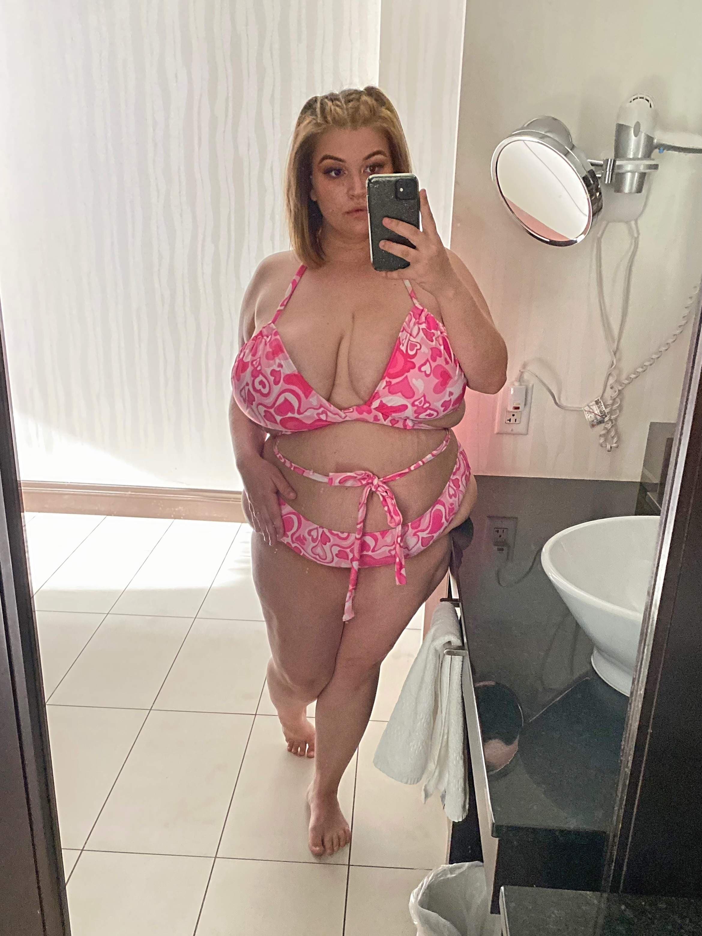 Goddess Ashley 🤍 NEW ACCOUNT ✨️