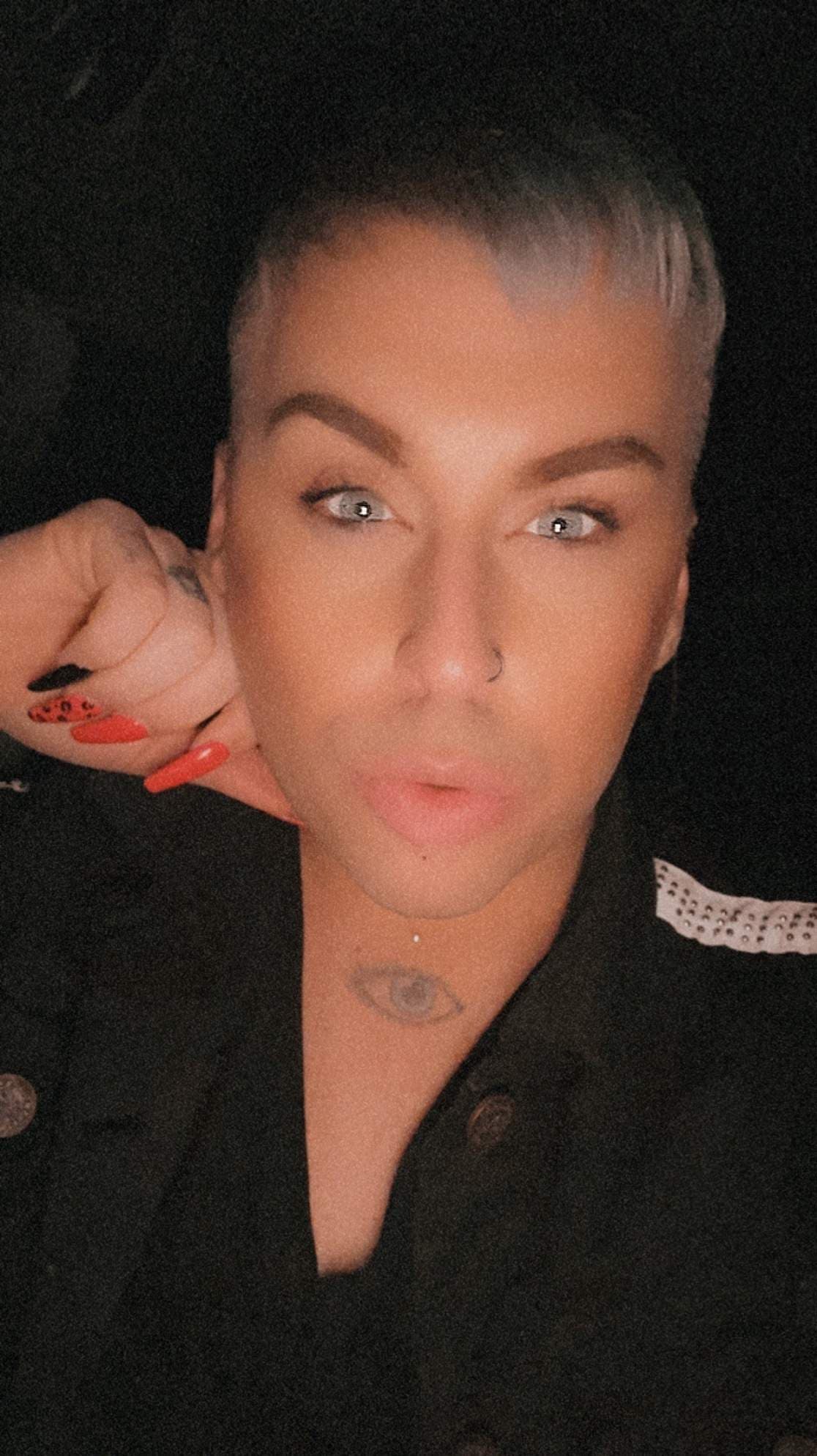 Tattooed_bttm_boy