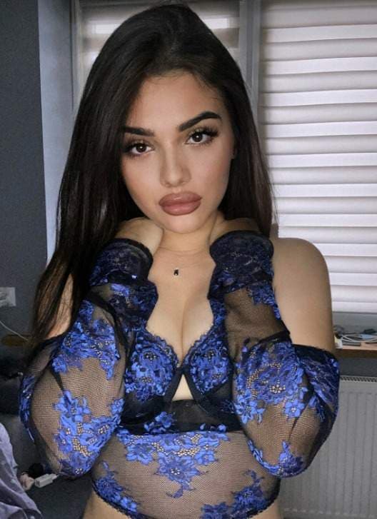 AnnaRED 18 y.o
