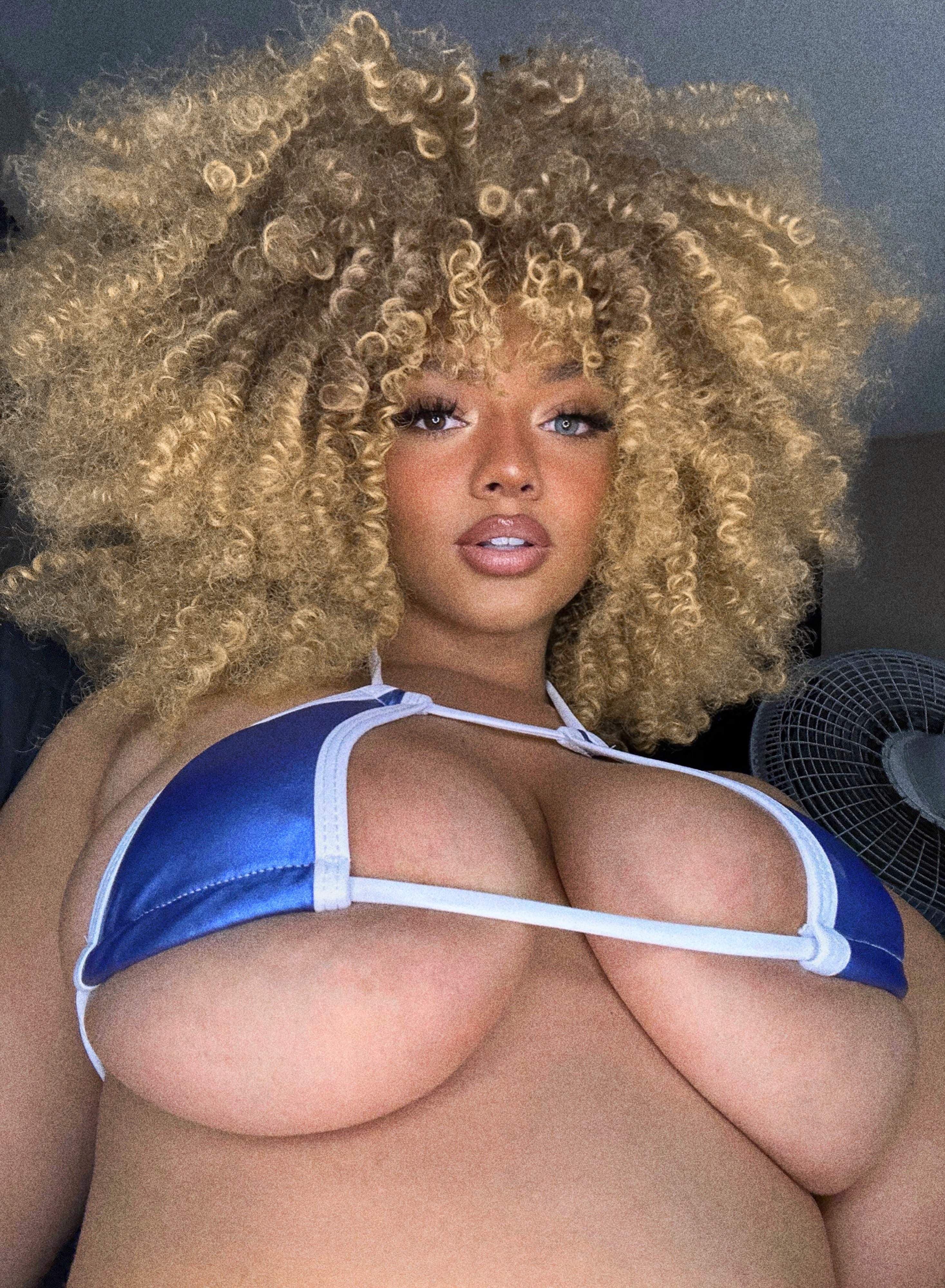 Aquariusdreamz 😍