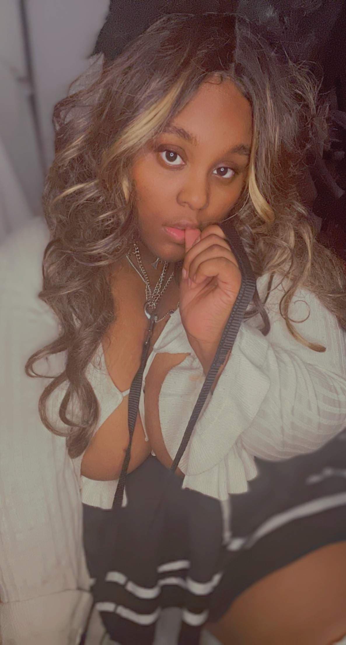 BiLoving Beauty