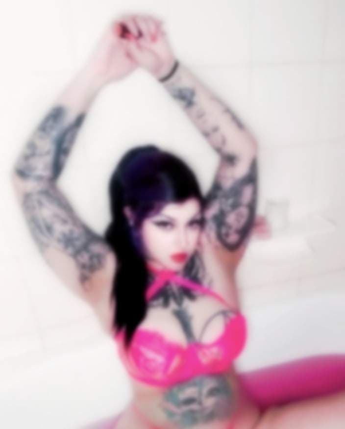 ☣MistressBetty☣