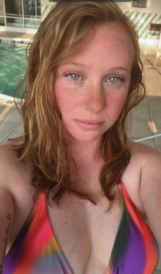 Aura Rose
